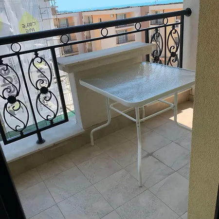 морски бряг Apartment *
